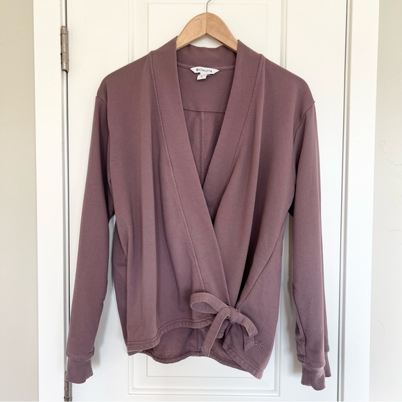 Athleta retroterry wrap sweatshirt in mauve Dusty purple activewear Size M - Picture 4 of 10